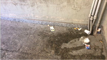 Sporcizia nel parcheggio sotterraneo di via San Giorgio VIDEO