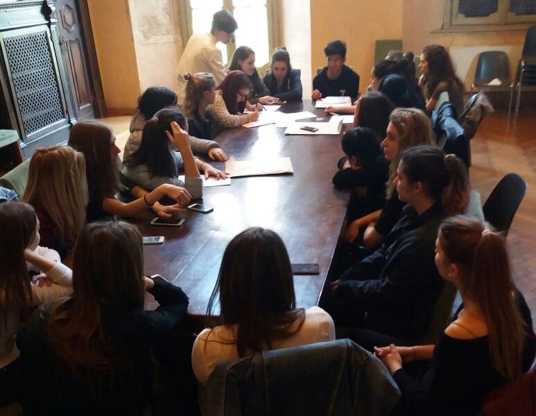 Consiglio dei ragazzi: studenti in campo per il Natale