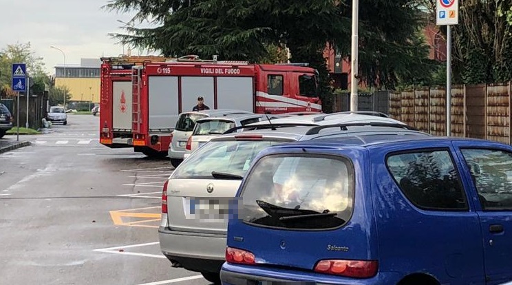 Scuola chiusa per pioggia a Nerviano, è polemica