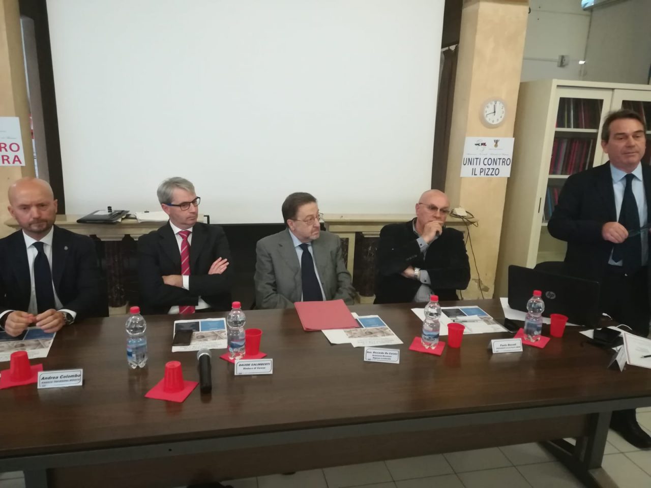 Convegno sul “contrasto al fenomeno dell’usura, prevenzione e repressione”: interviene De Corato