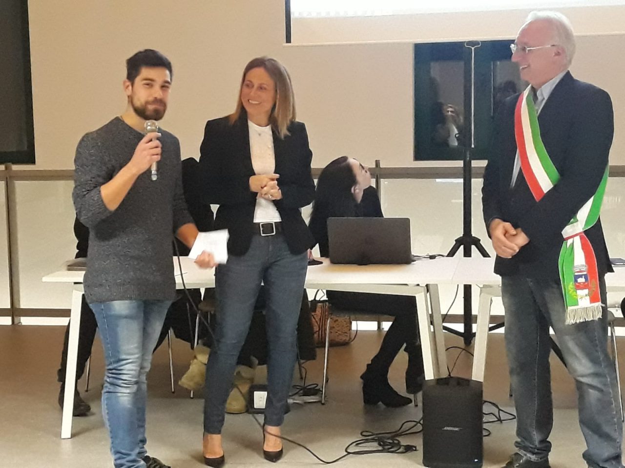 Robecchetto, inaugurata nuova biblioteca