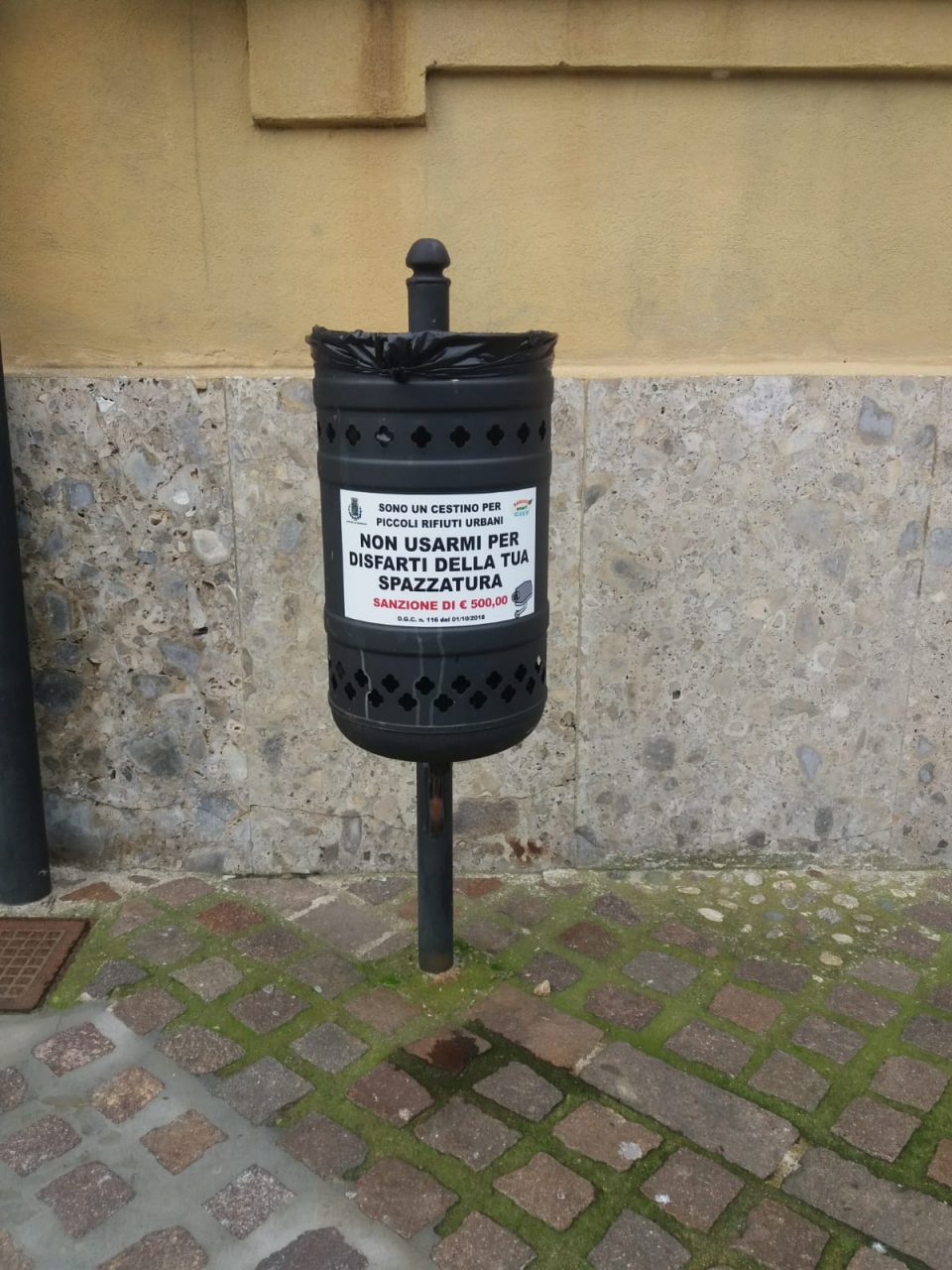 Multe stellari per chi abbandona i rifiuti a Bareggio