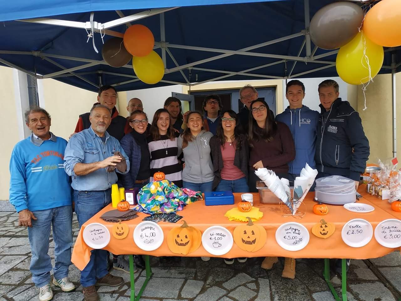 Castagnata ben riuscita con la Filarmonica di Abbiategrasso