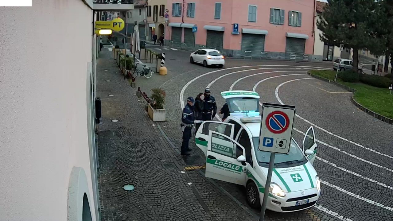 Spaccio, blitz nei boschi, distrutto un accampamento