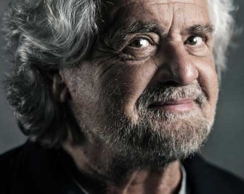 Grillo sul palco di Legnano cita “Settegiorni”