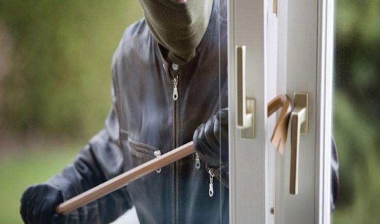Ladri di sigarette e gratta e vinci in azione: razzia al bar 4 novembre di Uboldo