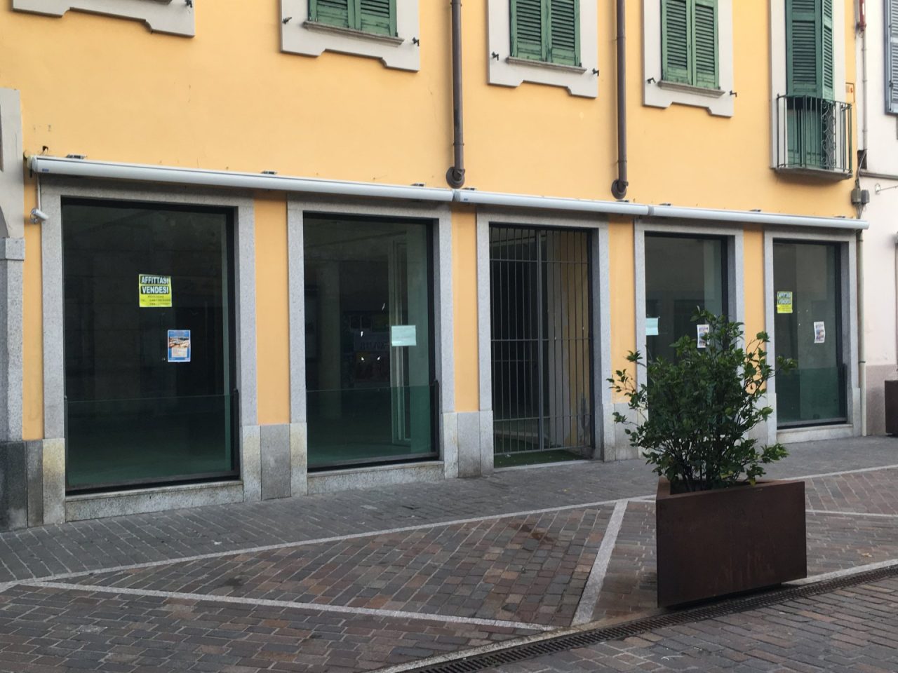 Caro affitti e città deserte: l’inchiesta