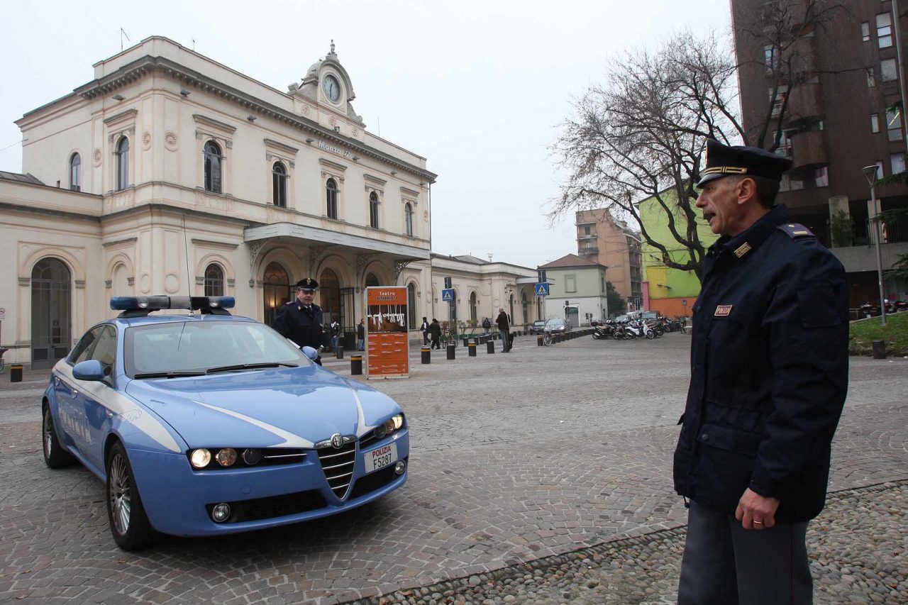 Rimprovera i ragazzi sul treno: aggredito pendolare 50enne