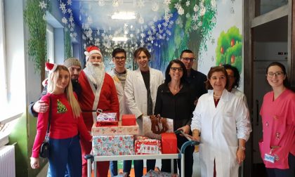 Giovani Padani natalizi, doni e regali in Pediatria a Tradate