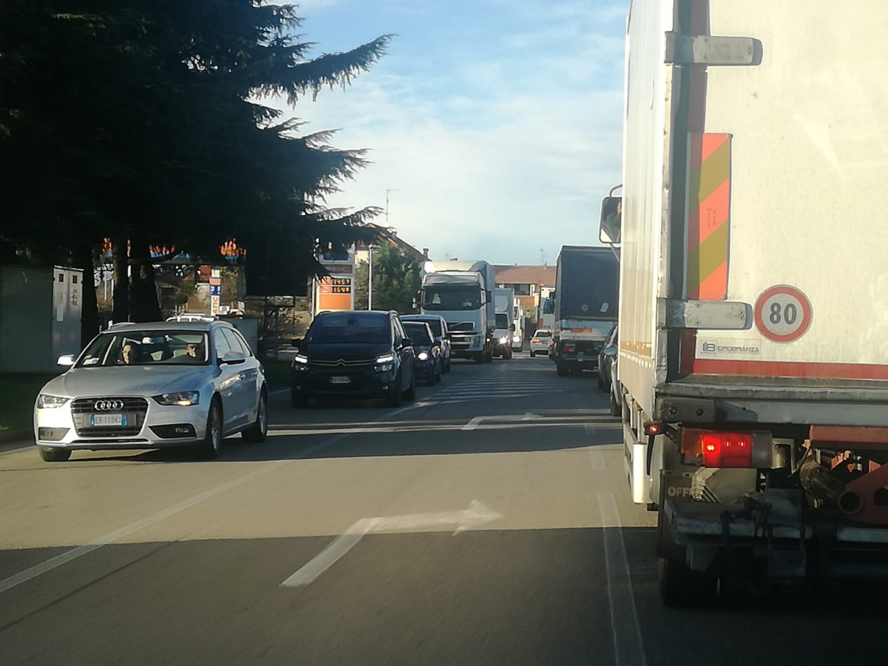 Rho nel caos per la chiusura della tangenziale