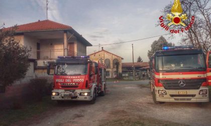 Canna fumaria in fiamme a Corbetta: paura in via Fogazzaro
