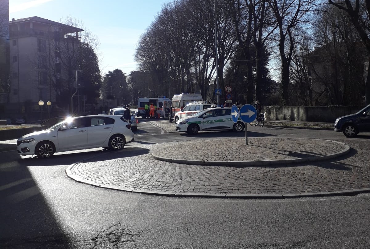 Tre pedoni investiti: mattinata tragica ad Abbiategrasso