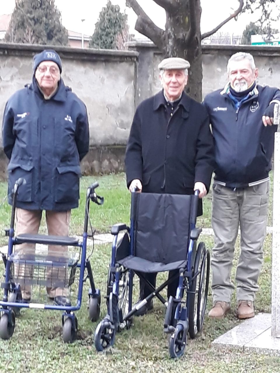 L’associazione Ave regala carrozzine all’Unitalsi