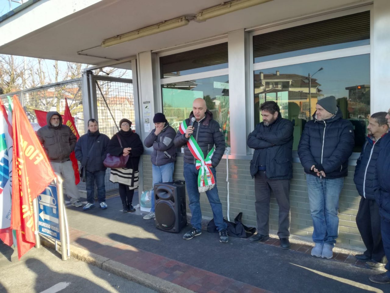 Abb, sciopero dei lavoratori… col sindaco