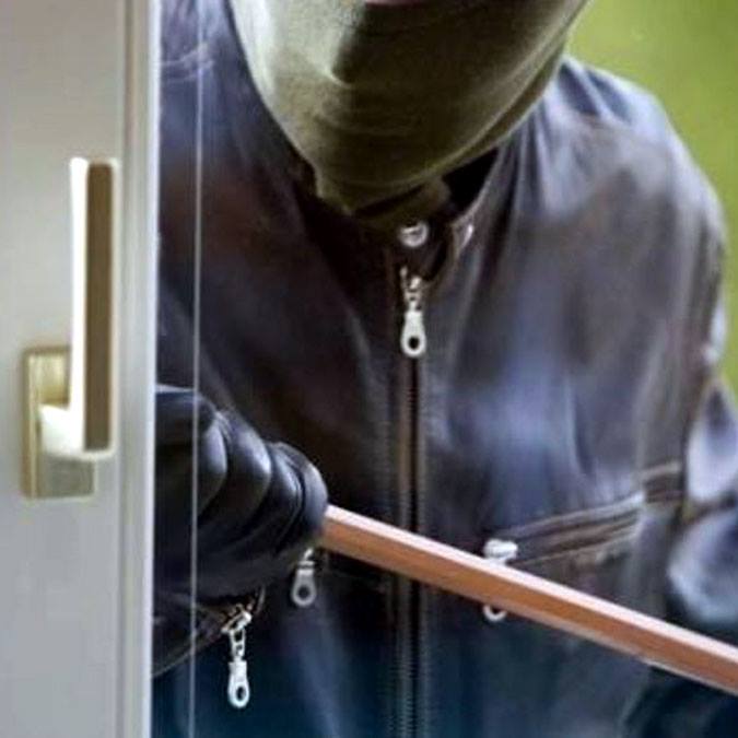 Legittima difesa, più tutele per gli aggrediti: è scontro SONDAGGIO