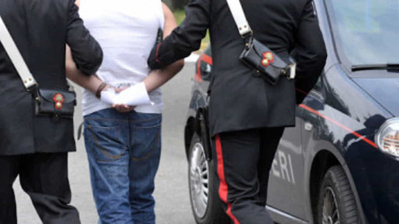 Canegrate, fugge dai domiciliari: beccato dai Carabinieri