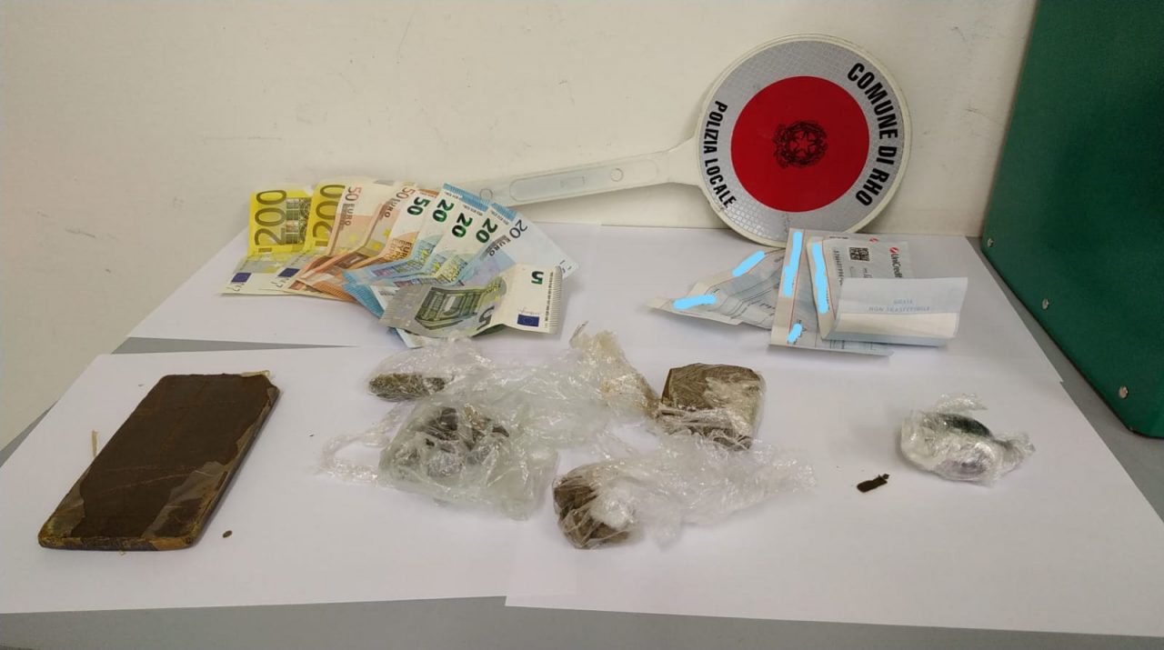 Maxicontrolli della Polizia locale: sequestrati droga e soldi