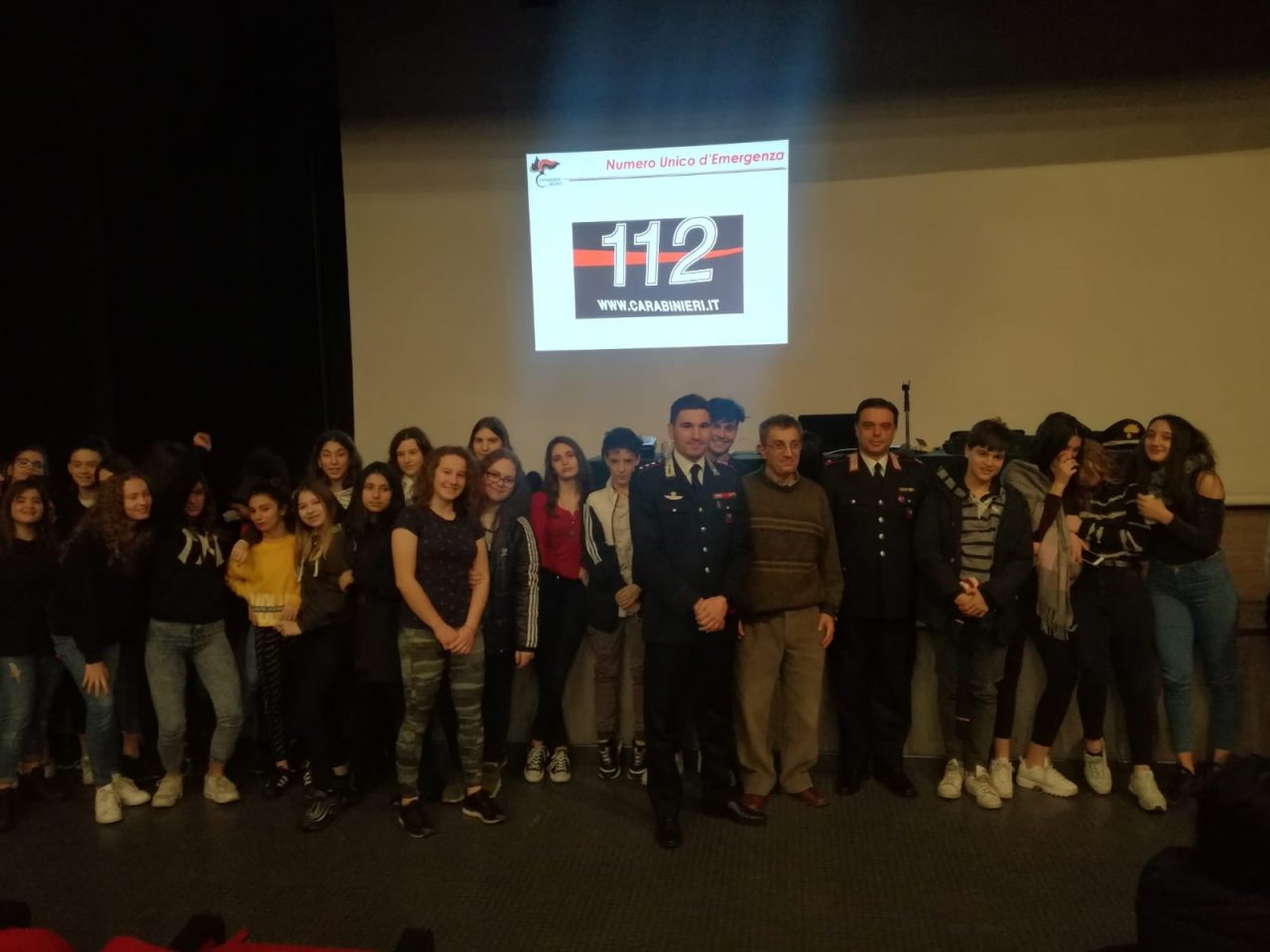 Le Forze dell’ordine in auditorium a Rho per spiegare il bullismo