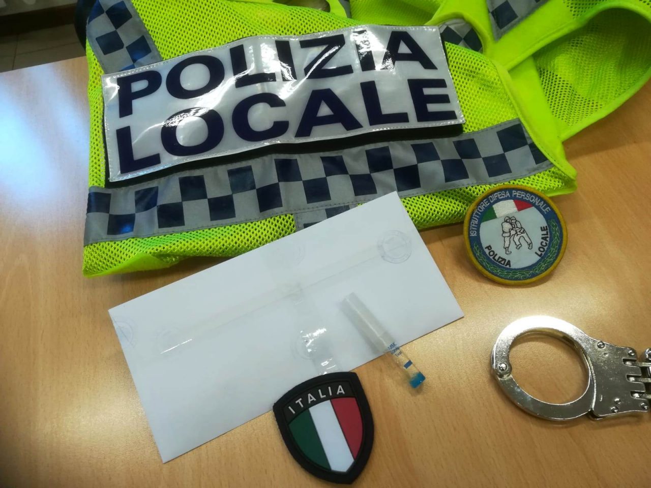 Veicolo sospetto a Castano Primo: intercettato dalla Polizia locale