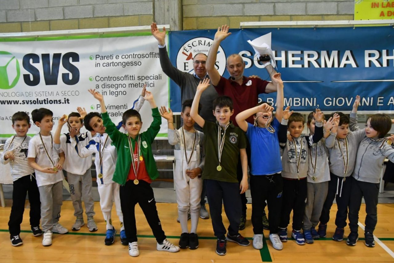 Scherma a Sedriano: una festa con 150 bambini tutti sul podio