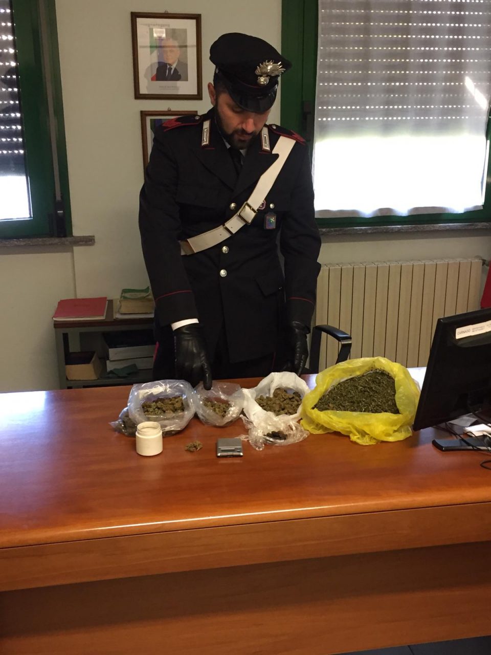 Denunciato per spaccio di sostanze stupefacenti a Carnago