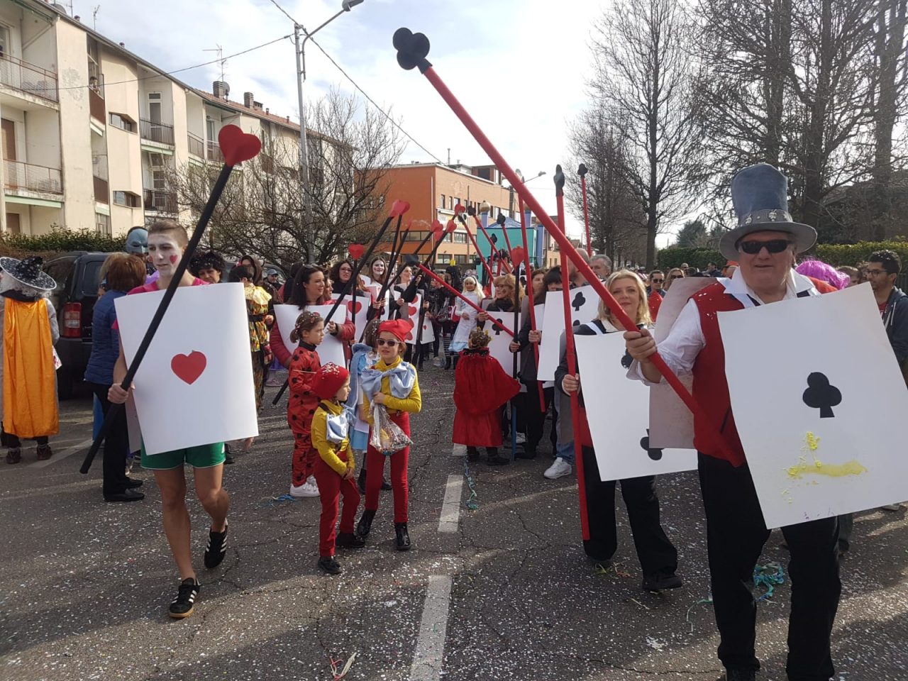 Carnevale a Venegono, l’invasione delle favole LE FOTO