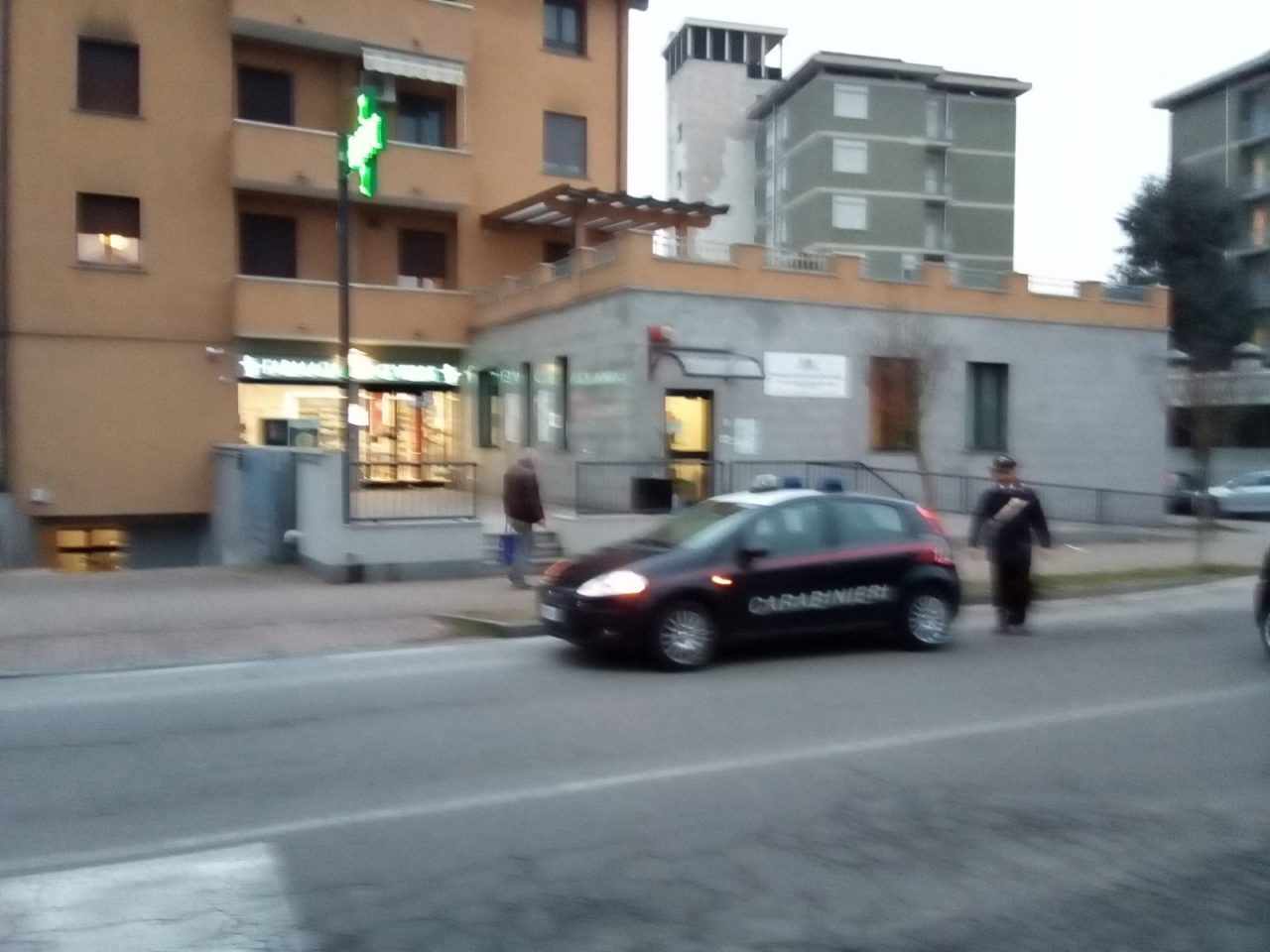 Rapinata una farmacia di Garbagnate