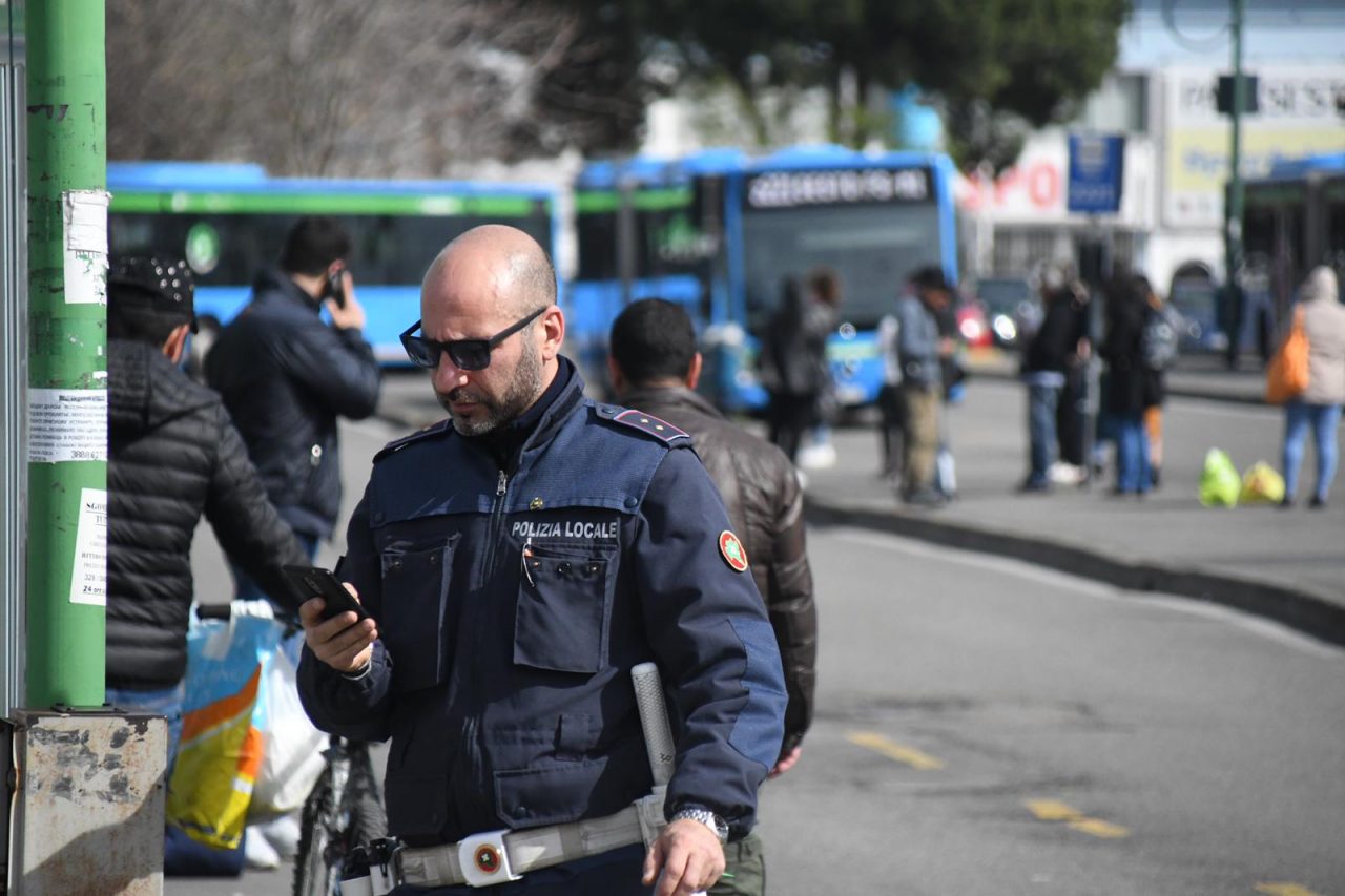 Cuoca 61enne investita e uccisa da un autobus