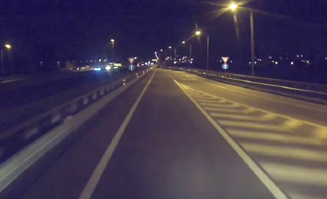 Pedone investito su un’autostrada lombarda VIDEO SHOCK