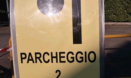 Piscina comunale, parcheggio chiuso fino al 6 aprile