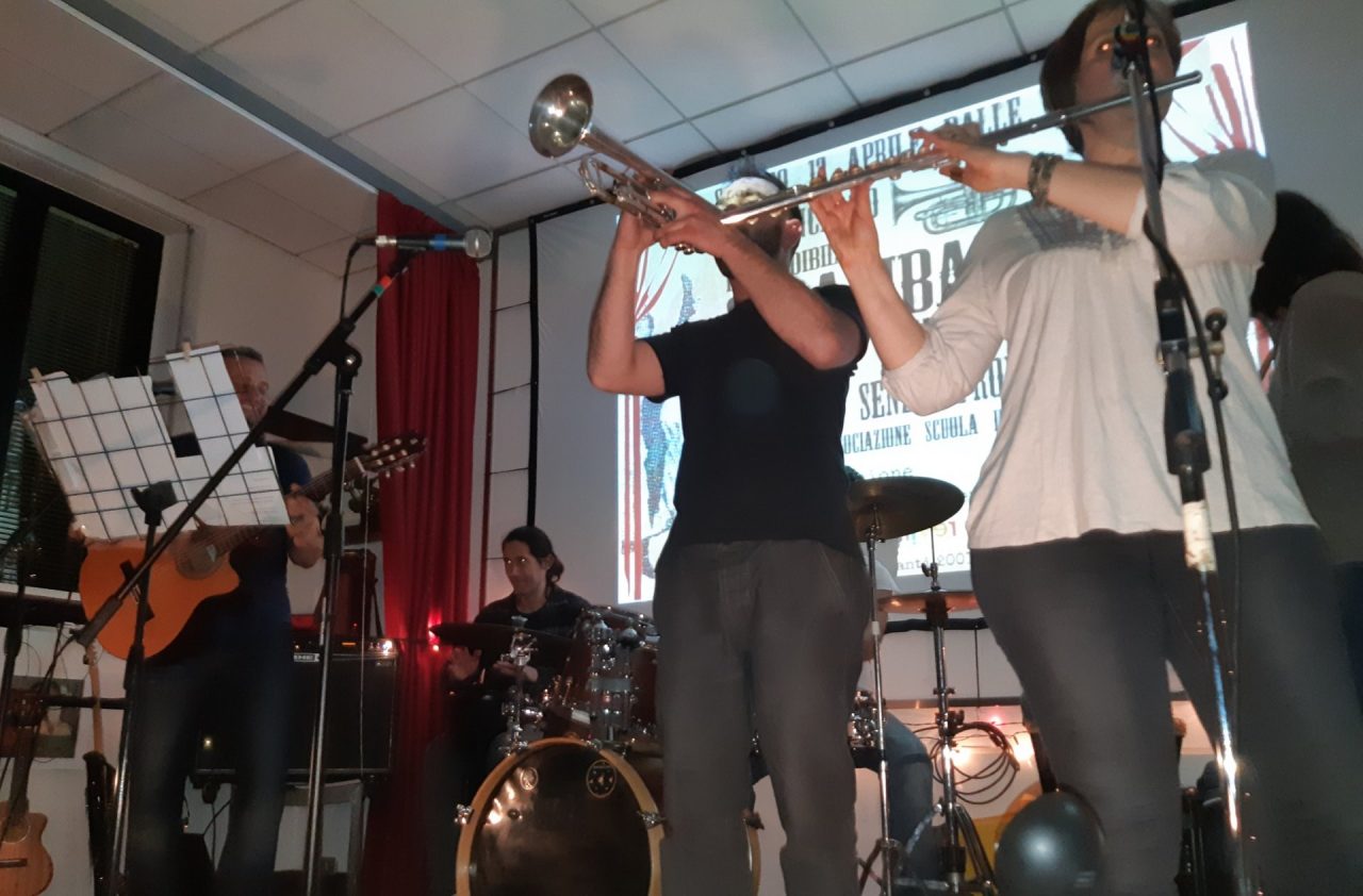“Aperitivo senza frontiere”, serata multiculturale con Gulliver FOTO e VIDEO