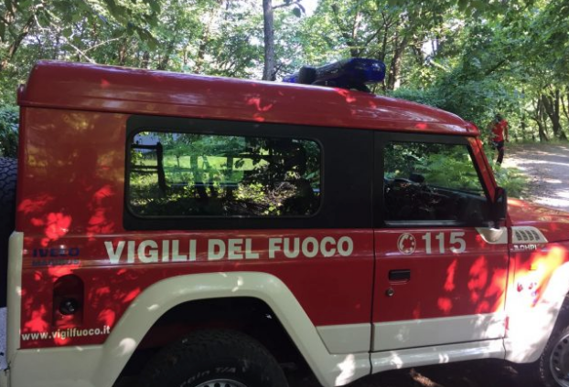 Groane: un altro incendio nel bosco dello spaccio