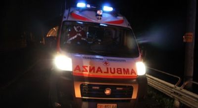 Incidente in tangenziale: 25enne in ospedale - SIRENE DI NOTTE