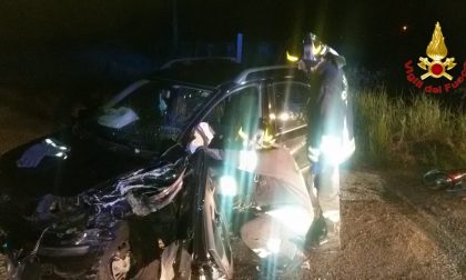 Pauroso incidente tra due auto, tragedia sfiorata