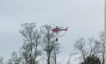 Incendio nei boschi di Sant'Andrea, pompieri in azione con l'elicottero FOTO
