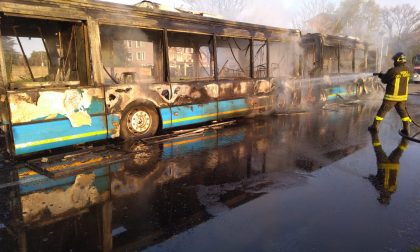 Bus in fiamme, paura a Sedriano