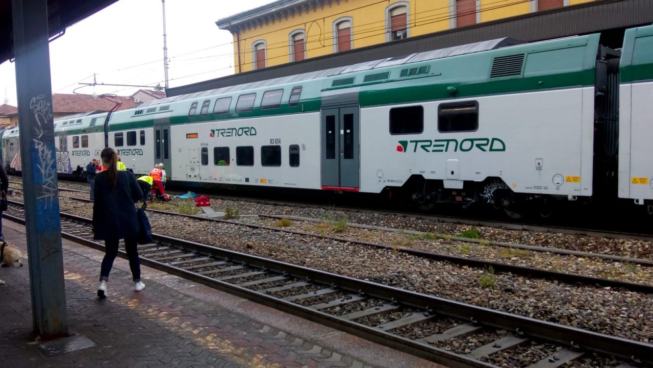 Donna investita dal treno a Legnano FOTO