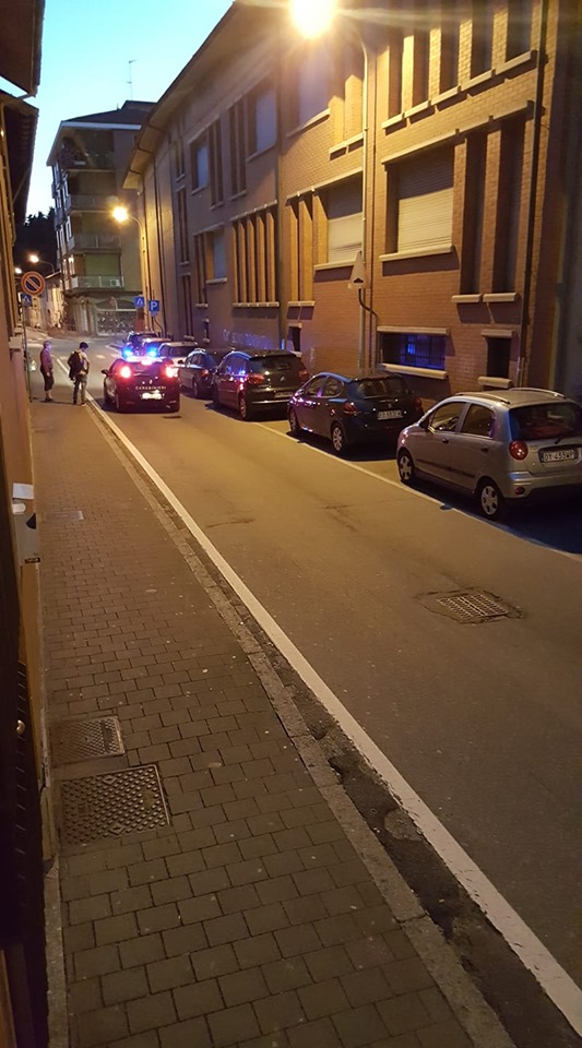Rovescia i bidoni, i Carabinieri lo fanno… ripulire