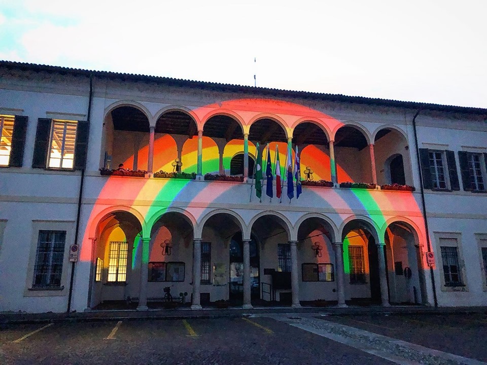 Corbetta, la Giunta di centrodestra patrocina (ancora) il Pride