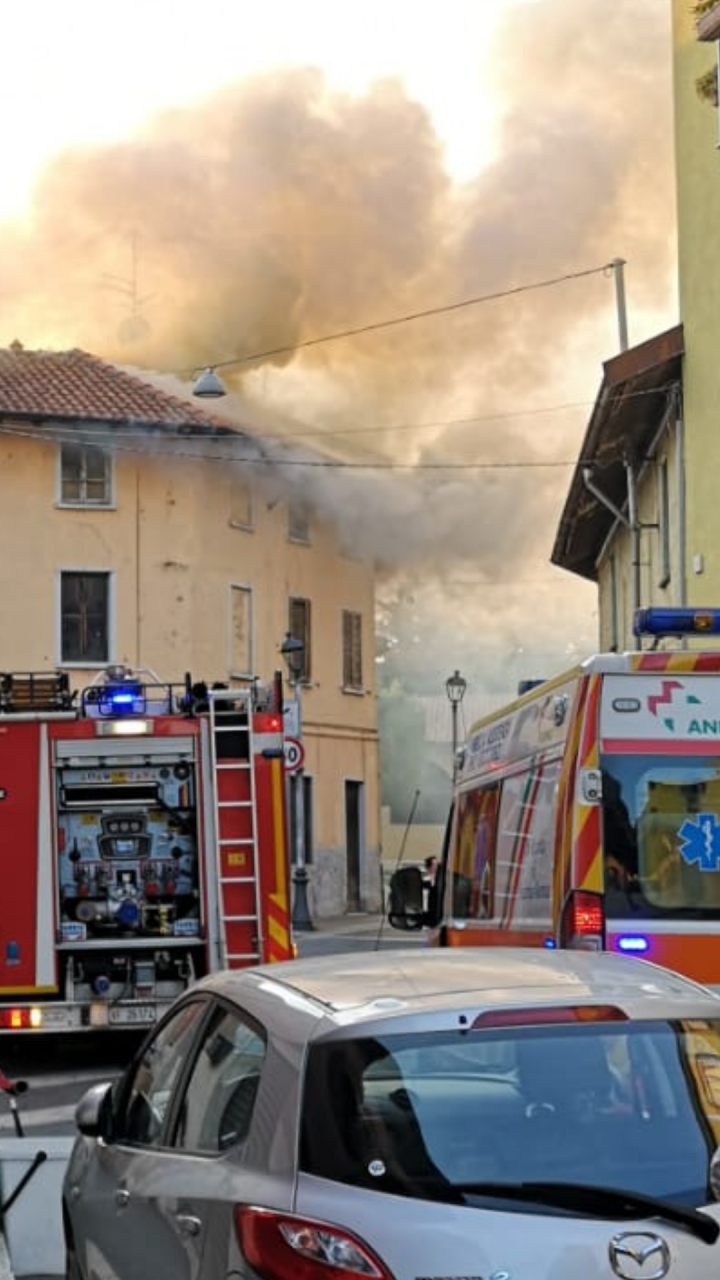 Incendio in abitazione, salvato anche il gatto