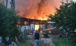 Devastante incendio al confine tra Cinisello e Paderno FOTO E VIDEO