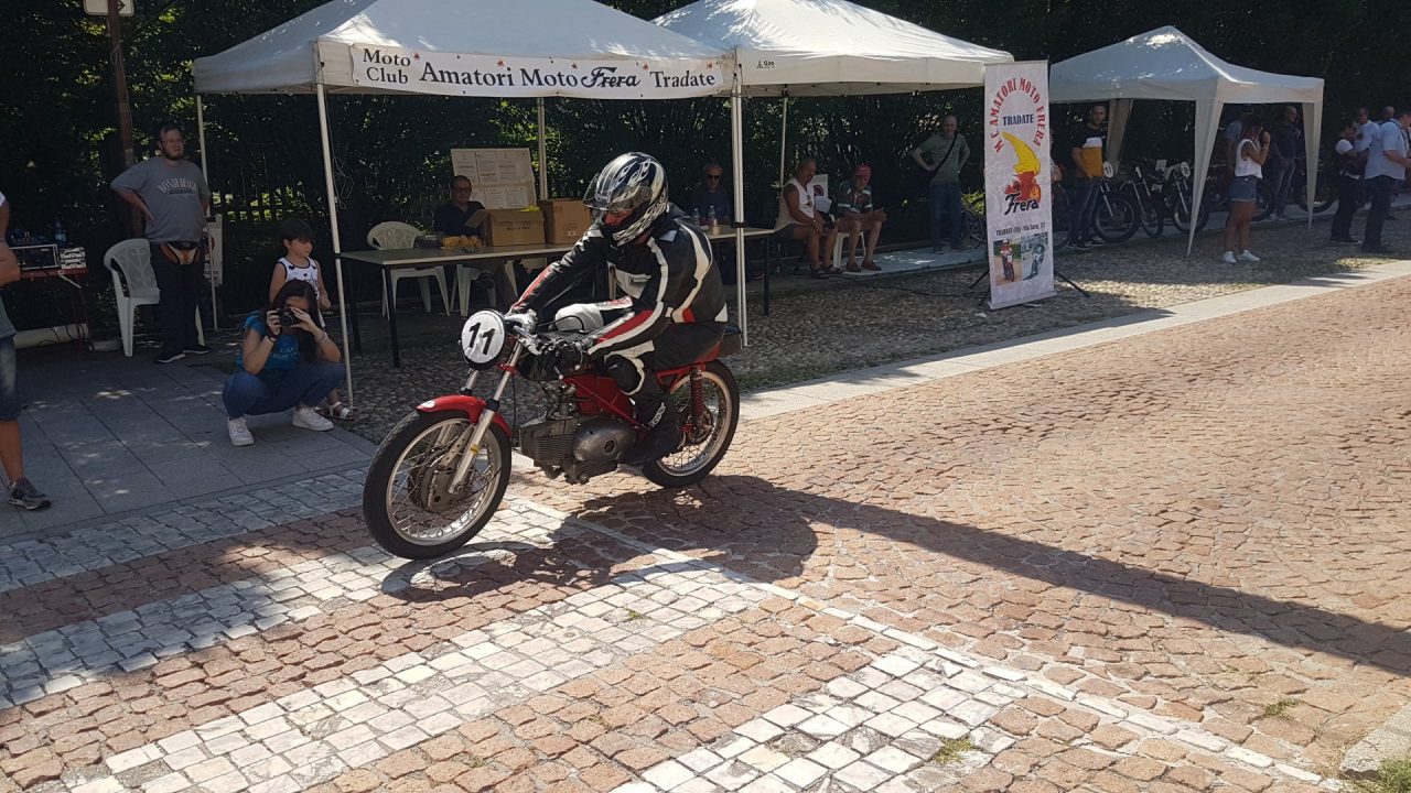 moto storiche riewvocazione circuito Città di Tradate