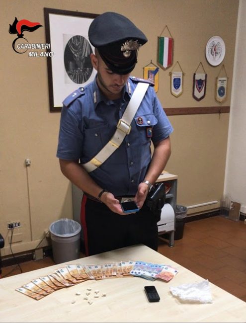 Parabiago, carabinieri arrestano 19enne per spaccio