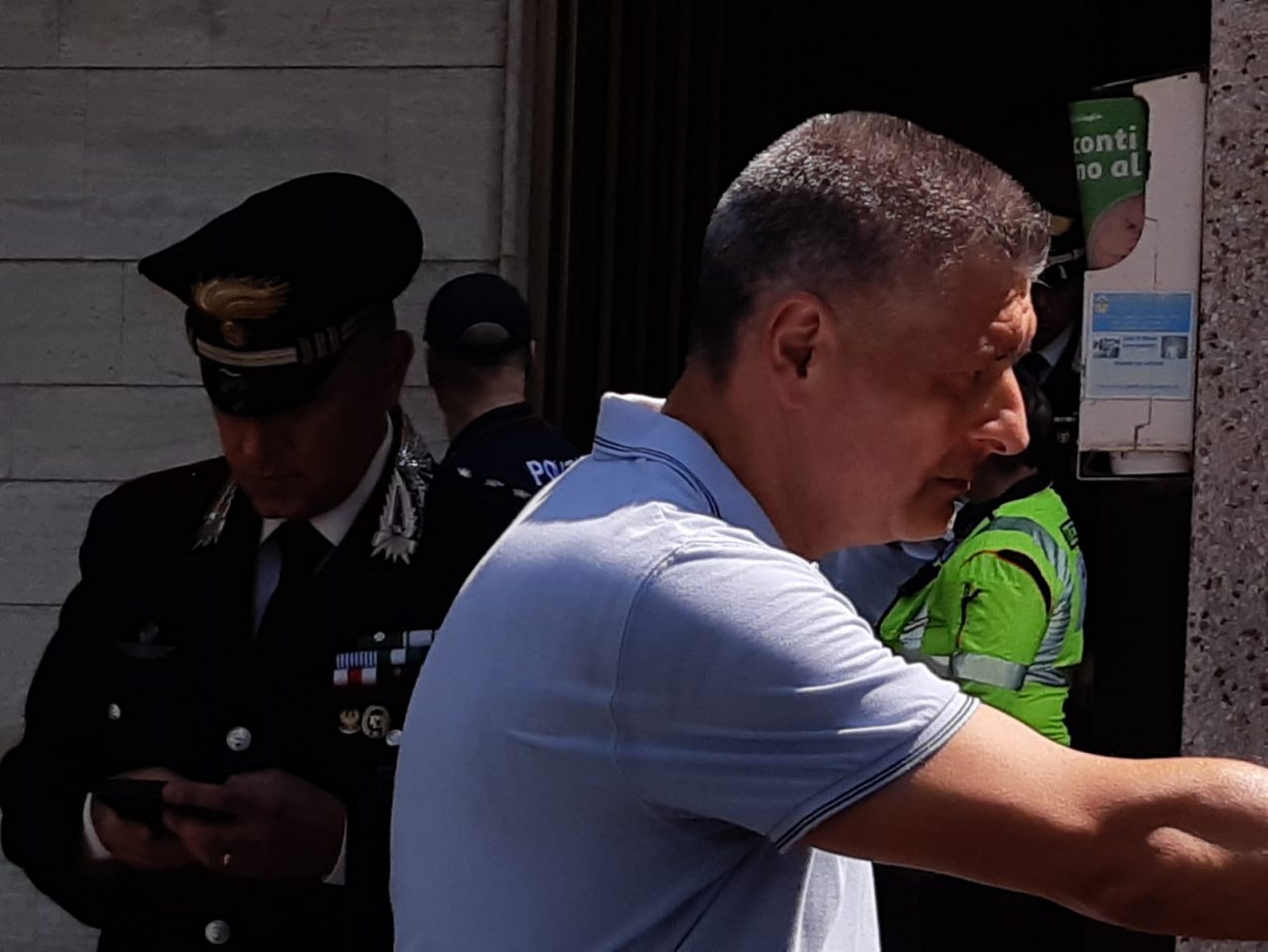 figlio uccide il padre
