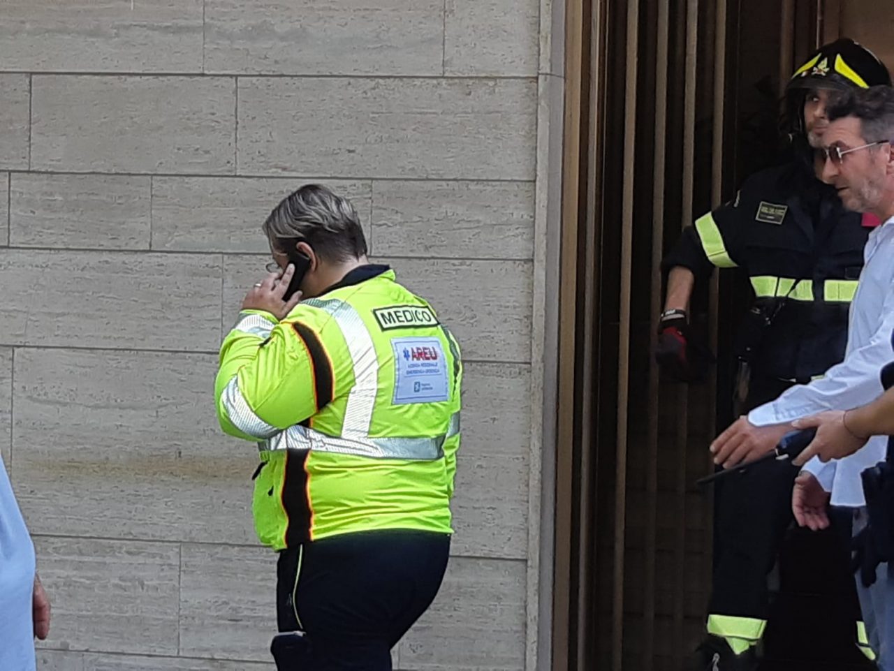 figlio uccide il padre