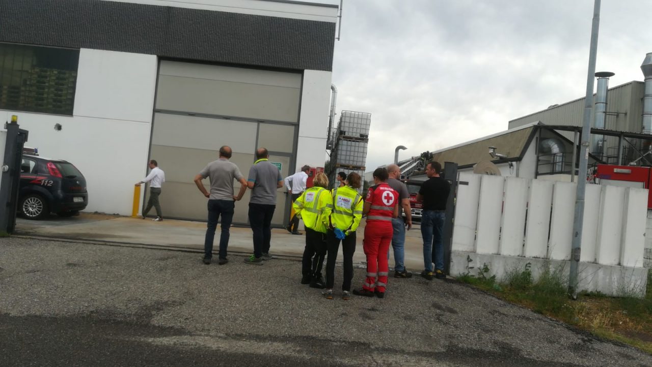 fiamme alla cipa srl di gorla