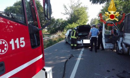 Incidente sulla Provinciale: 22enne in ospedale