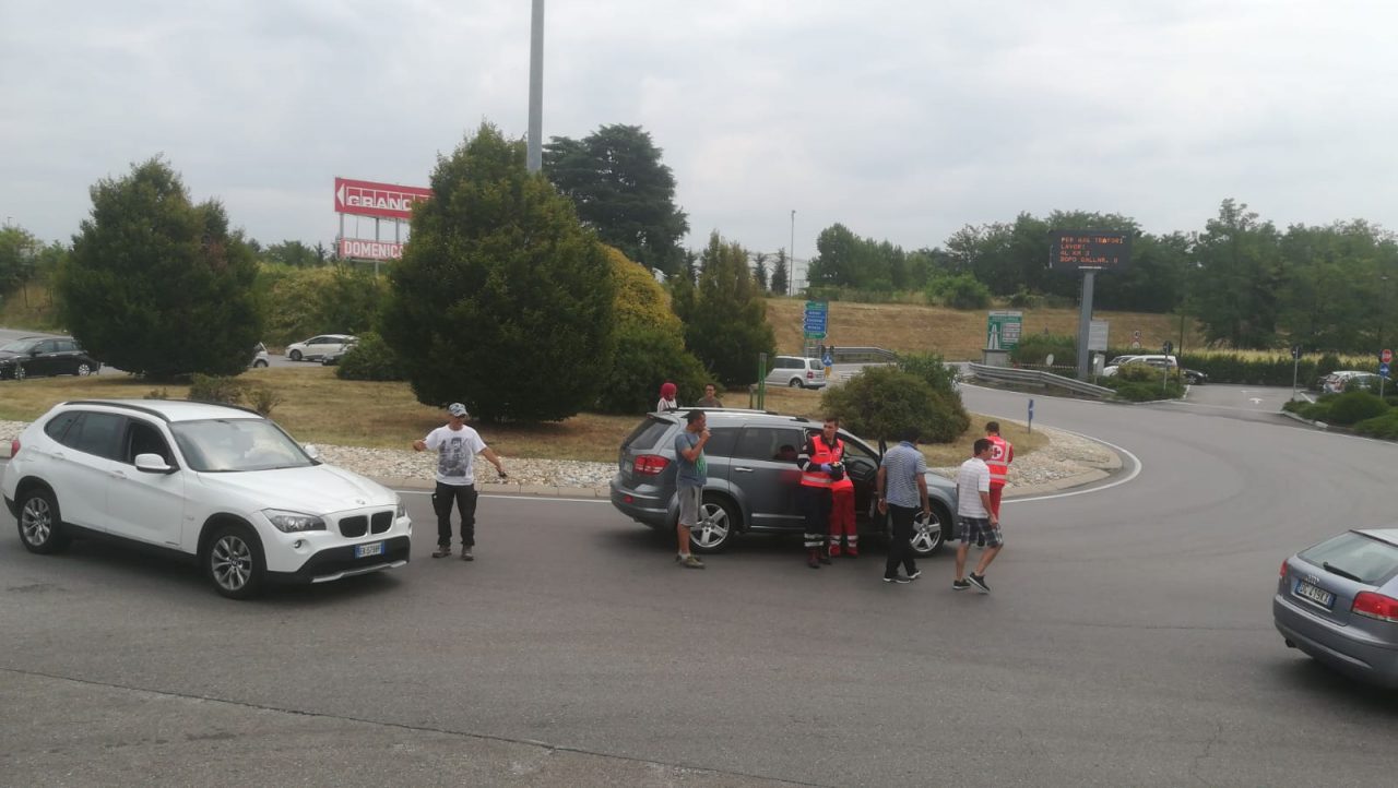 incidente con testacoda a cerro