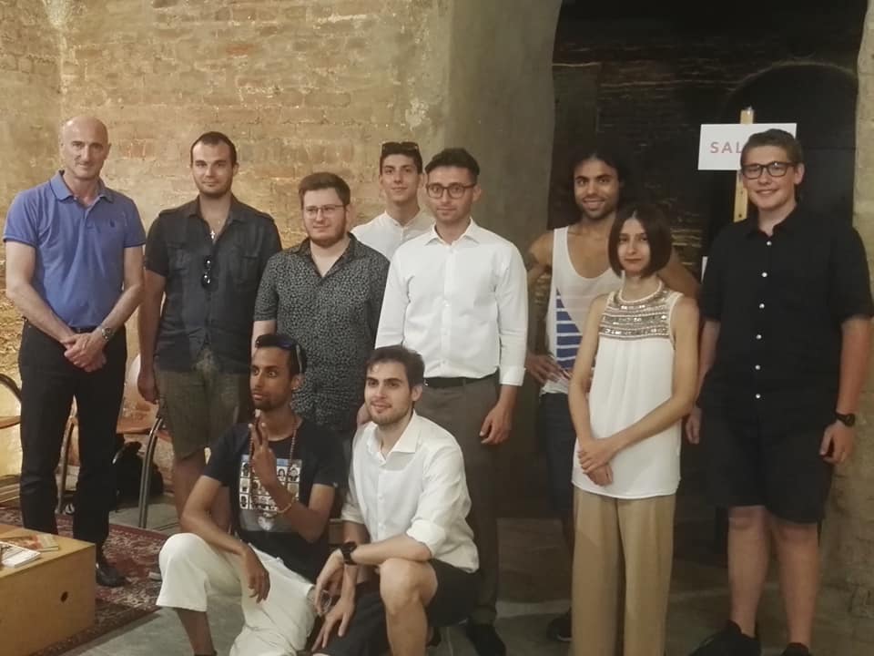 AbbiateArte: giovani talenti espongono al Castello