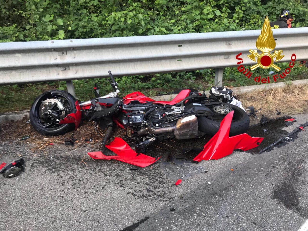 Centauro sbalzato fuori dalla carreggiata FOTO